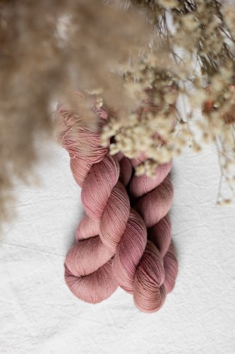 ODCIENIE_JESIENNA KOLEKCJA_ORGANIC MERINO_DALIA.jpg