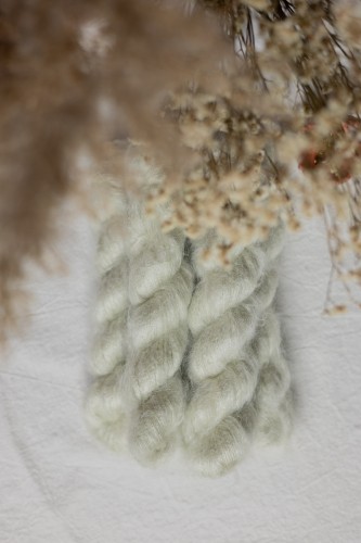 ODCIENIE_JESIENNA KOLEKCJA_MOHAIR_SZAŁWIA.jpg